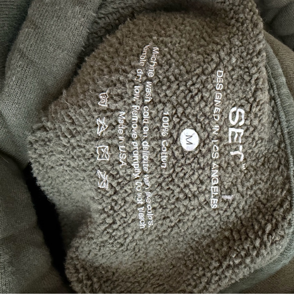 SET Active Olive Green Pullover Hoodie / Pants - Picture 3 of 6